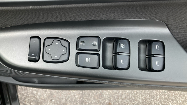 Hyundai Kona 1.6 GDi Hybrid SE Connect 5dr DCT Hybrid Hatchback